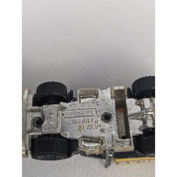 Vintage MATCHBOX PETERBILT SUPERGAS‎ Tanker 1981 - Picture 8 of 10